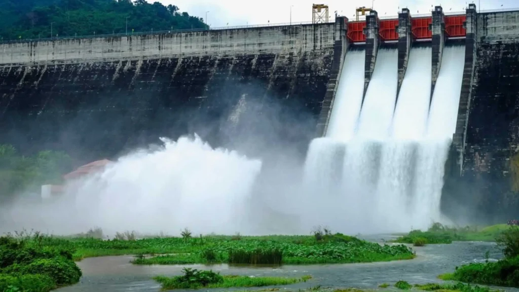 Hydropower: The World's Largest Source of Renewable Energy - Niche ...